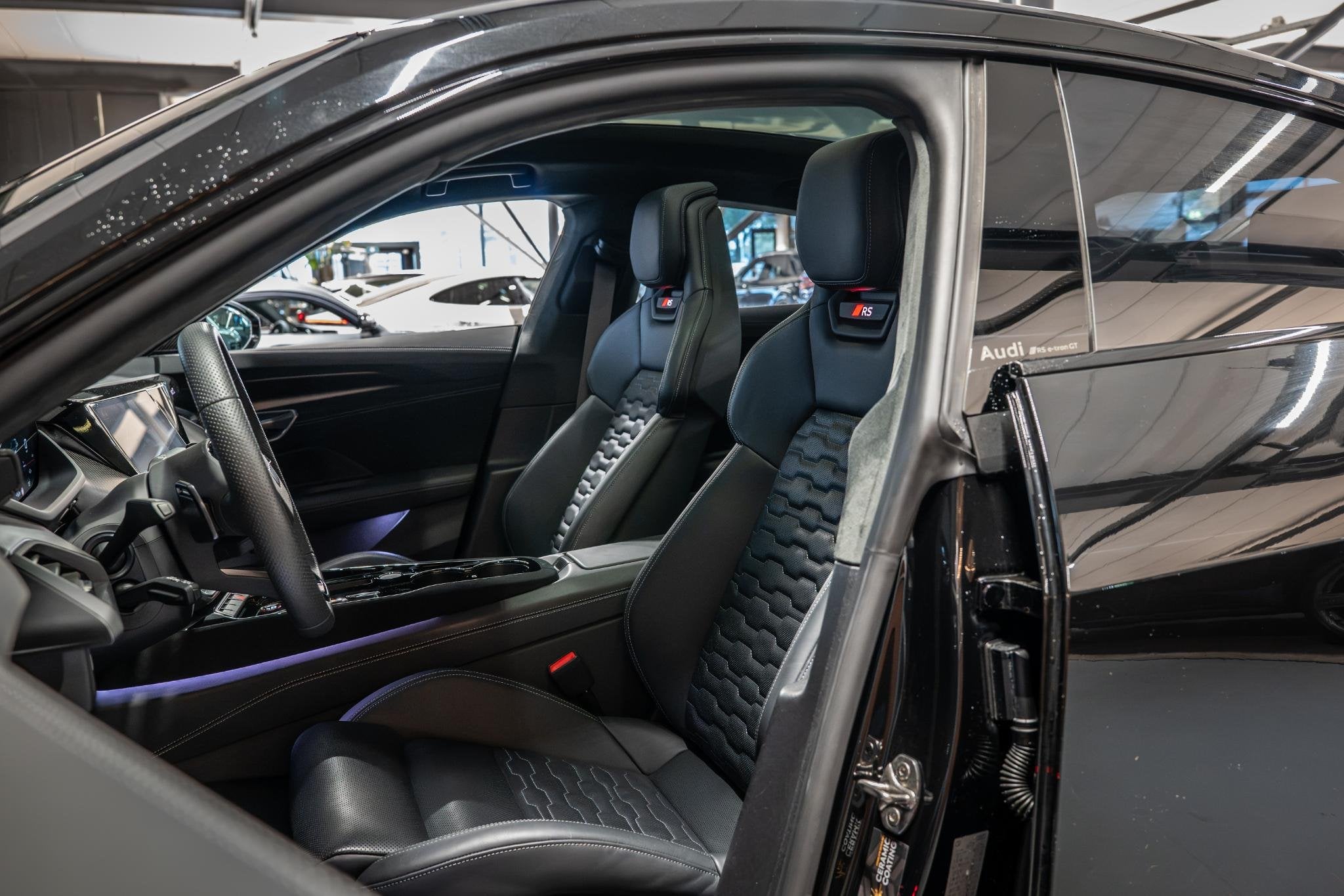 Audi e-tron GT RS e-tron GT Performance BTW | Active Suspens, Auto's, Automaat, 660 min, Gebruikt, Zwart