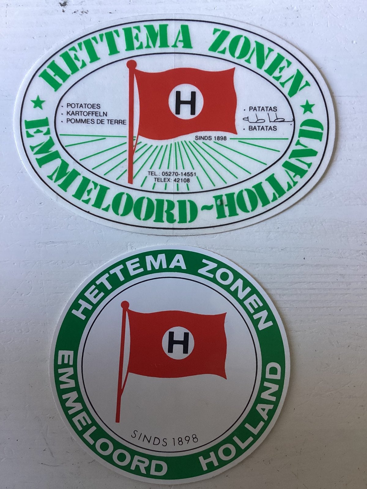 2 stickers Hettema Zonen Emmeloord, Verzamelen, Verzenden, Zo goed als nieuw