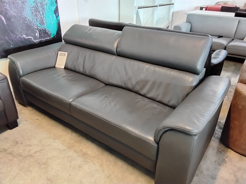 'Inhouse' leren merk-relax-bank, 230cm. Second Life Wolvega
