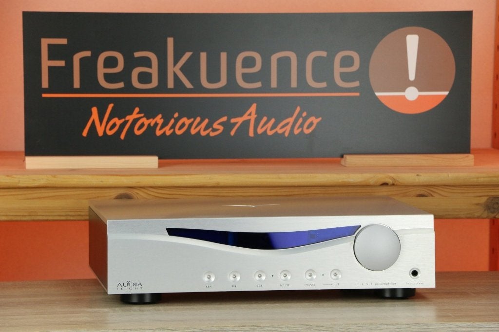 Audia Flight FLS1 / FLS 1 pre amp. TRADE.INRUIL. Sessie?, Overige merken, Audia s.r.l., Via Cavour 56, 00069 Trevignano Romano (RM), Italy