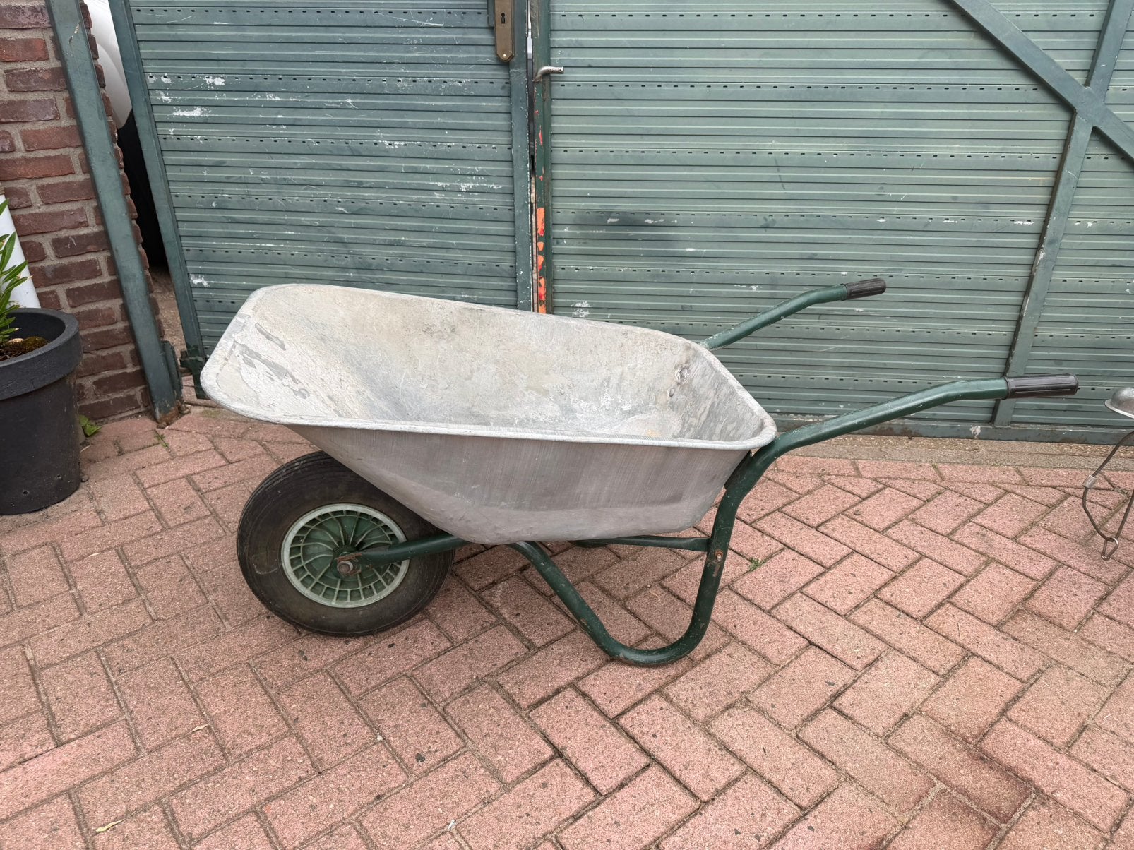 Tekoop kruiwagen, Tuin en Terras, Kruiwagens, Ophalen, Zo goed als nieuw