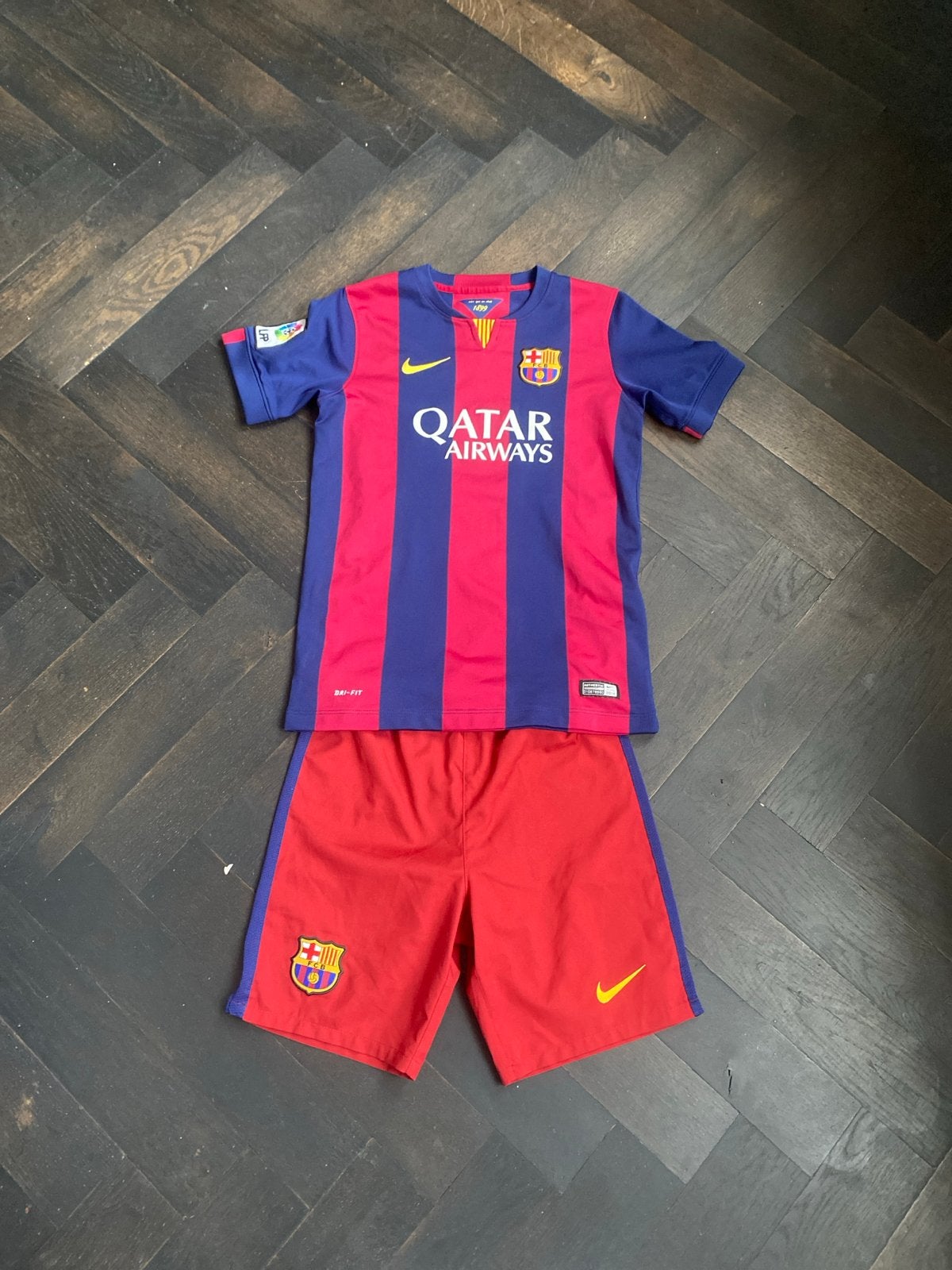 FC Barcelona Thuistenue 2015/2016 - Kindermaat, Maat XS of kleiner, Ophalen of Verzenden, Zo goed als nieuw, Overige typen