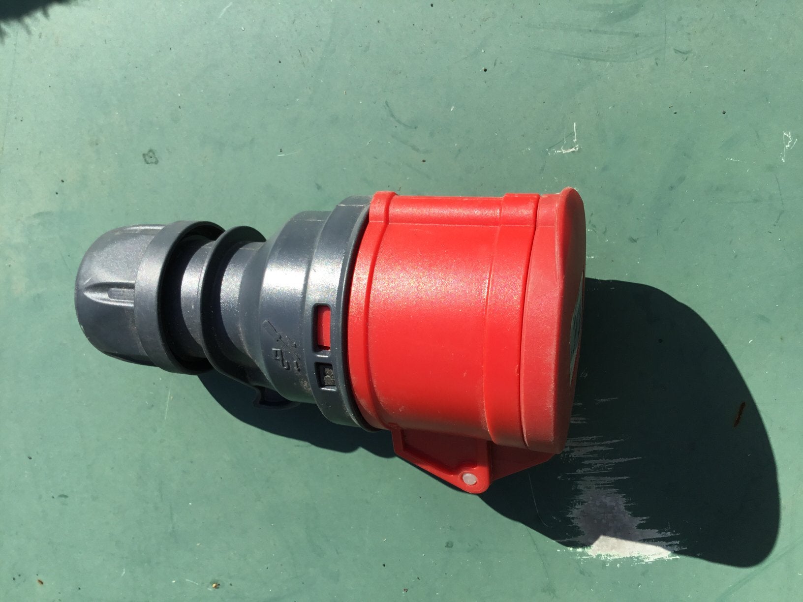 Krachtstopcontact 16 amp, Ophalen of Verzenden, Zo goed als nieuw