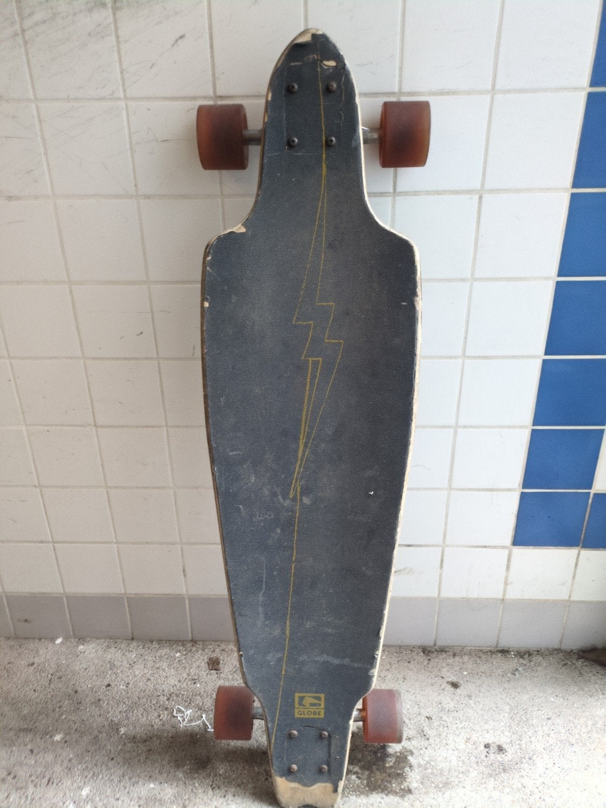 Globe Classic Cruiser Limited Longboard, Sport en Fitness, Ophalen, Gebruikt, Skateboard, Longboard