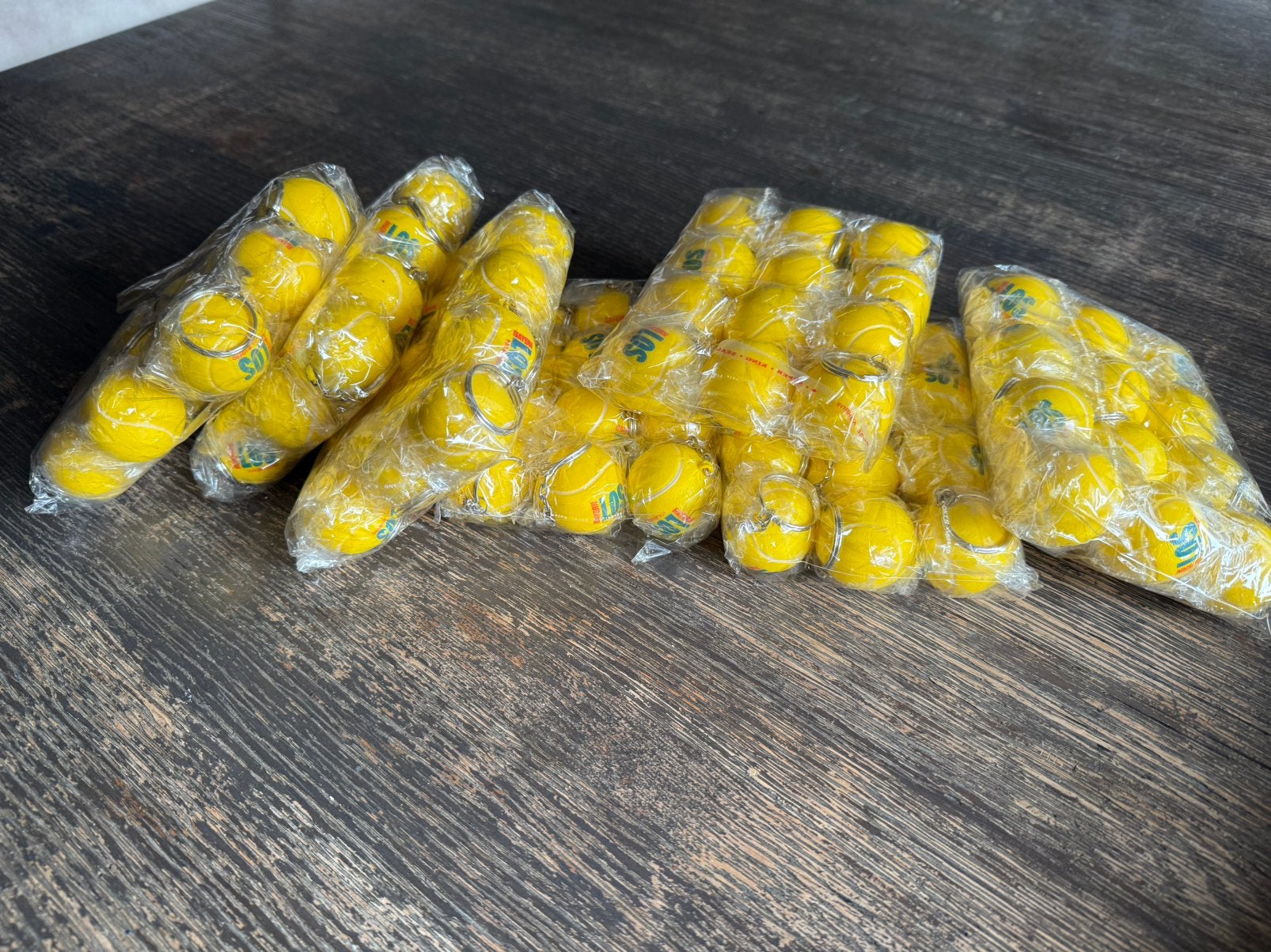Tennisbal sleutelhangers. Nieuw!! Per stuk €0,75-, Overige merken, Ballen, L00, Nieuw