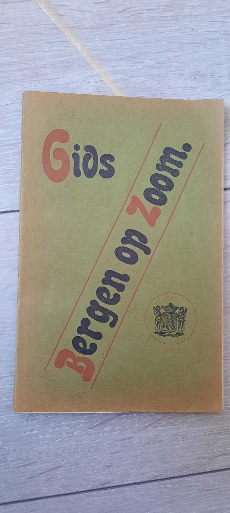 boekje bergen op zoom, Antiek en Kunst, Antiek | Boeken en Bijbels, Ophalen of Verzenden