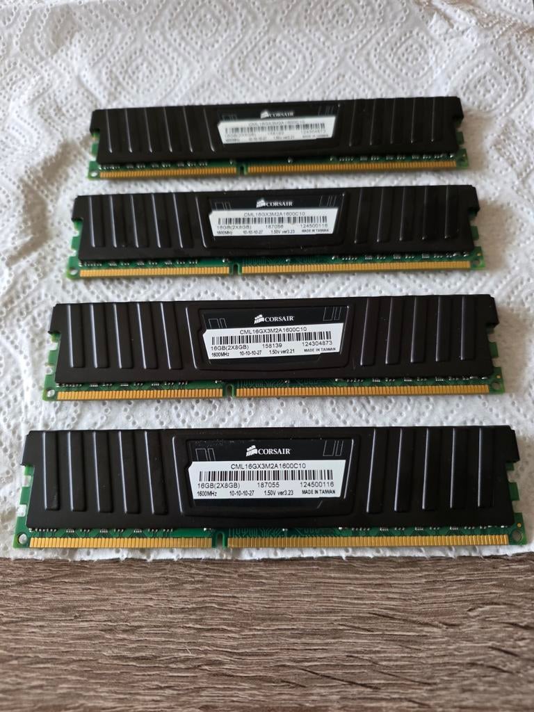 32 gb  DDR3 RAM 1600MHz, Computers en Software, RAM geheugen, Gebruikt, Server, 16 GB, DDR3, Ophalen of Verzenden