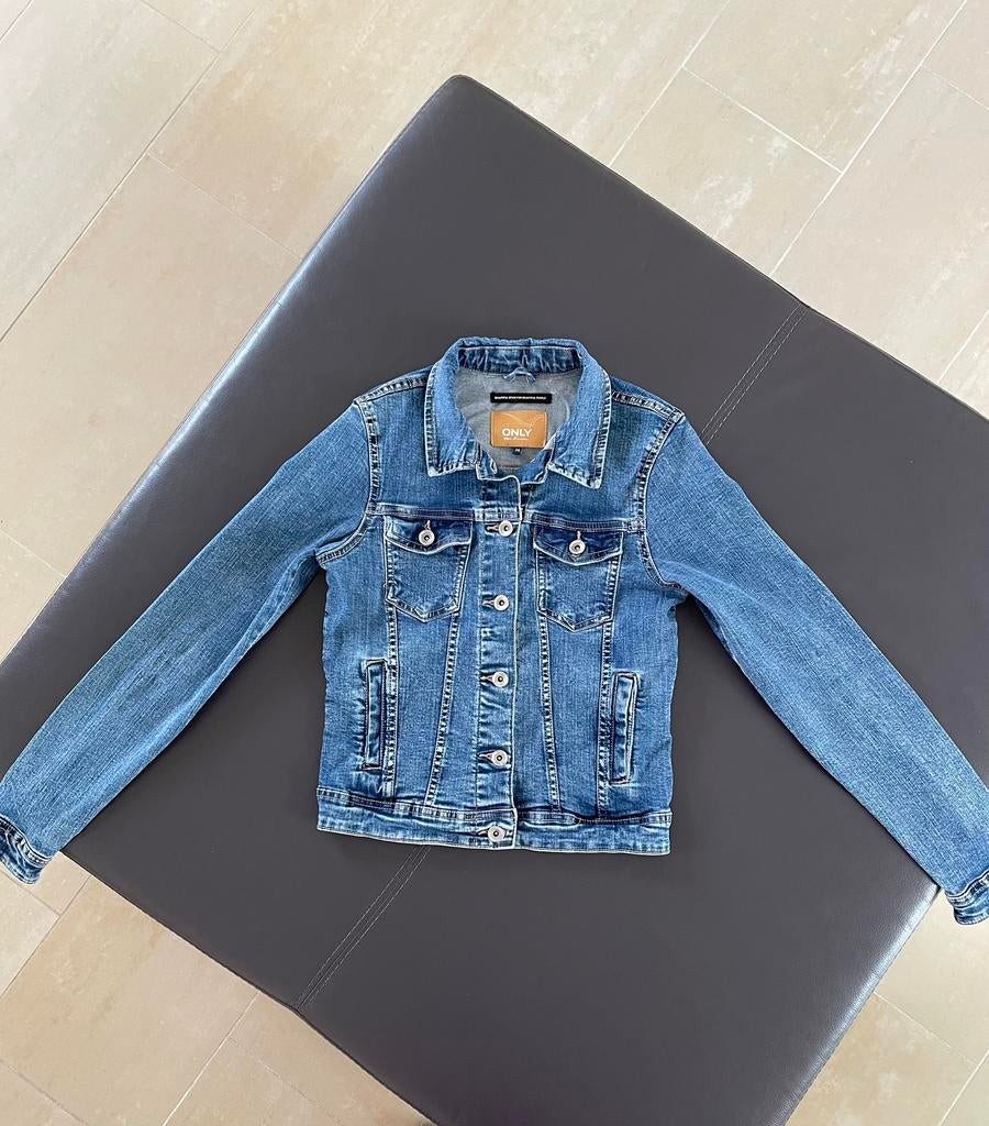 Only spijkerjasje maat 34, Kleding | Dames, Blauw, Ophalen of Verzenden, Jasje, Maat 34 (XS) of kleiner