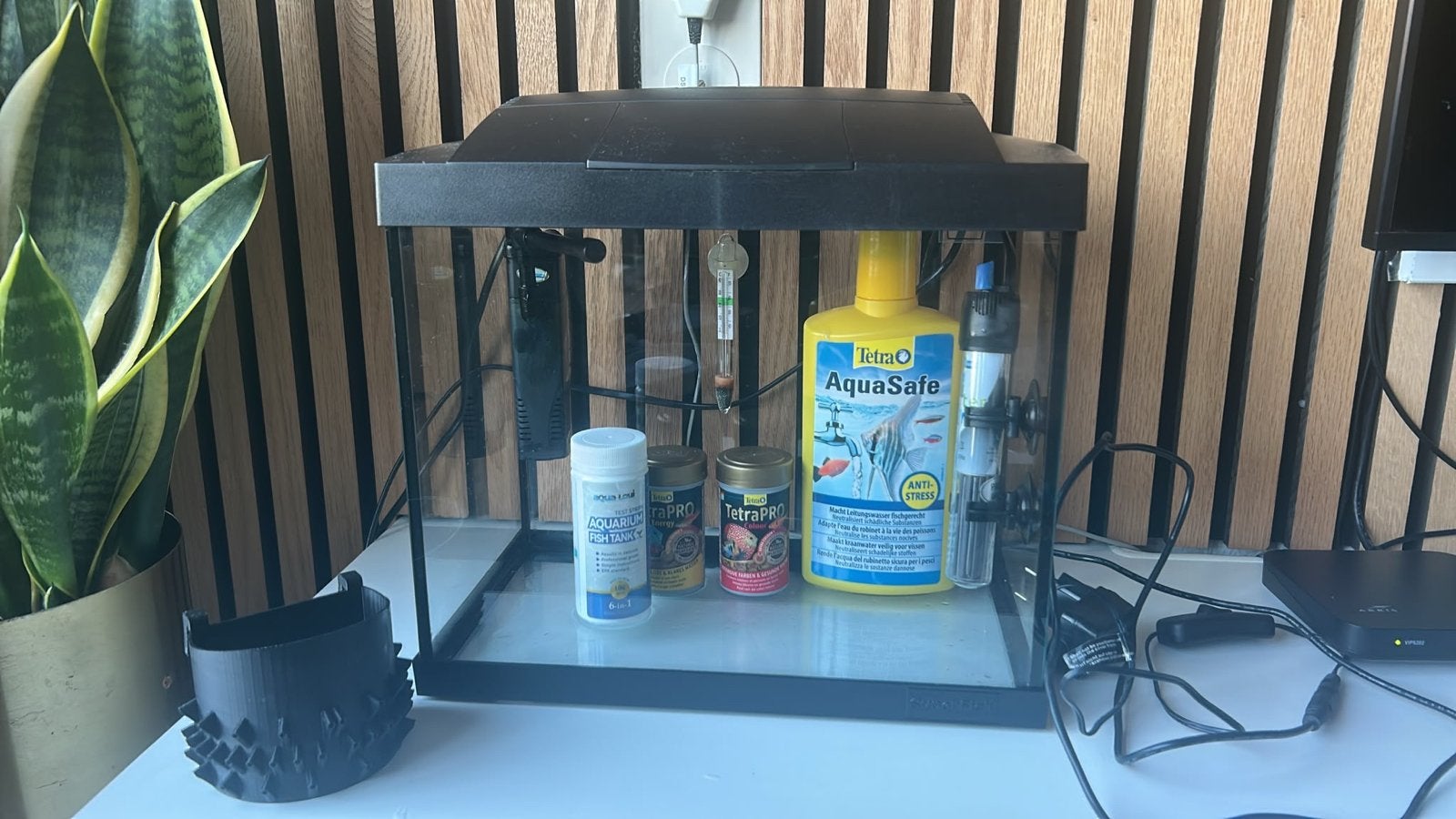 Superfish 20 liter aquarium met diverse accessoires, Dieren en Toebehoren, Vissen | Aquaria en Toebehoren, Ophalen, Leeg aquarium