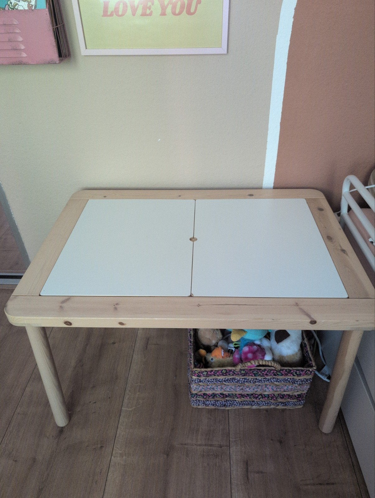 IKEA FLISAT Kindertafel met opbergbakken, Ophalen of Verzenden, Gebruikt, Tafel(s)