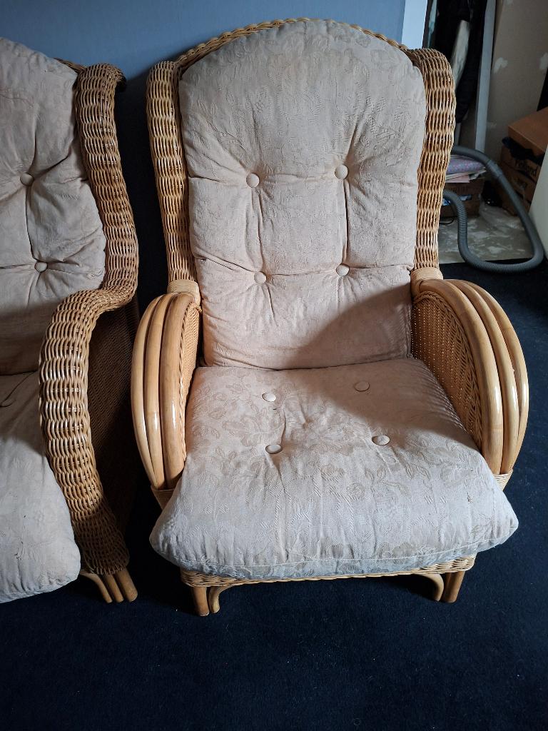 Rotan stoelen, Huis en Inrichting, Stoelen, Ophalen, Gebruikt, Twee, Overige kleuren