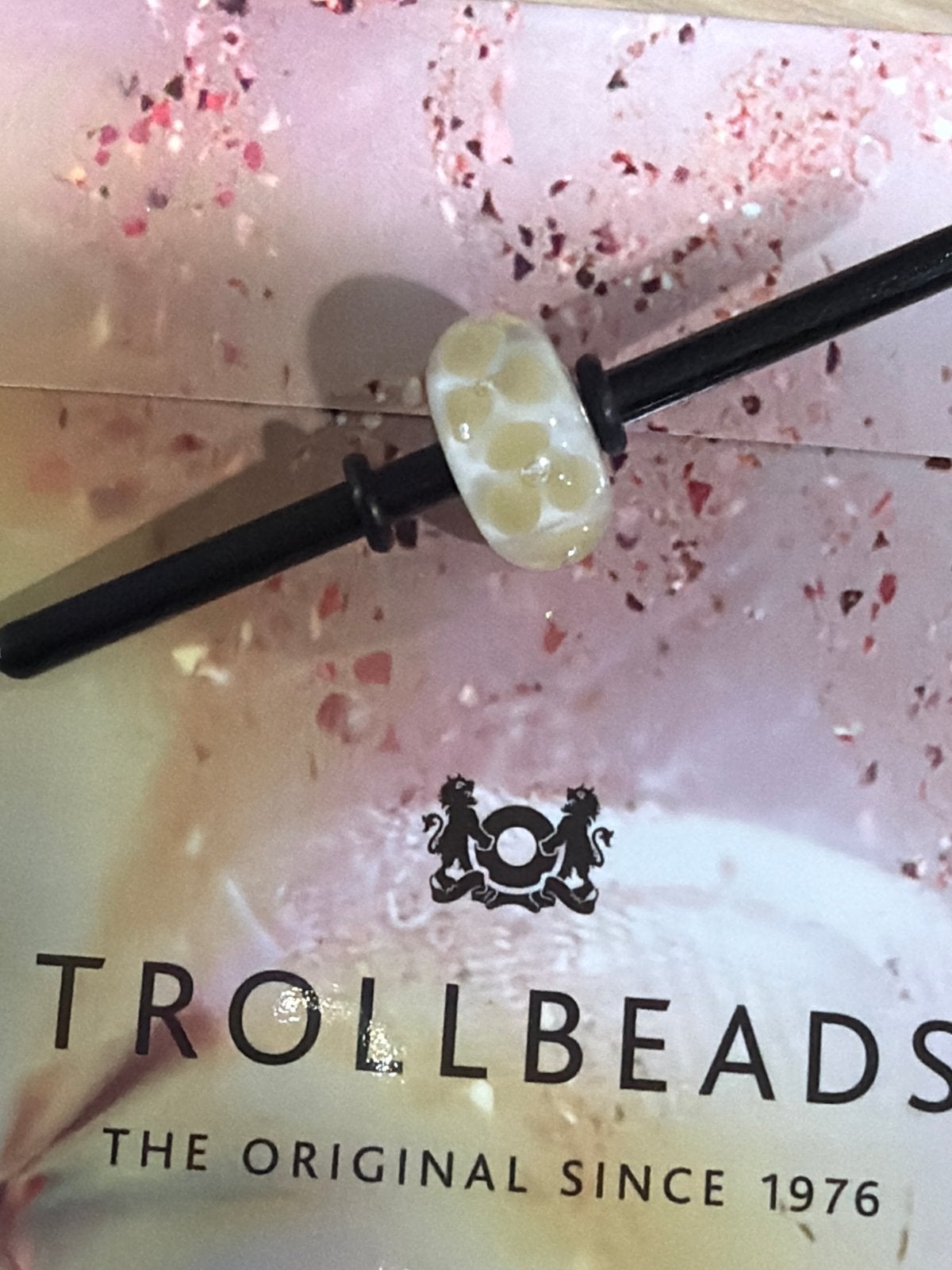 Trollbeads TGLBE-10121 Nougat bloemen glaskraal, Sieraden, Tassen en Uiterlijk, Bedels, Glas of Kristal, Nieuw, Ophalen of Verzenden