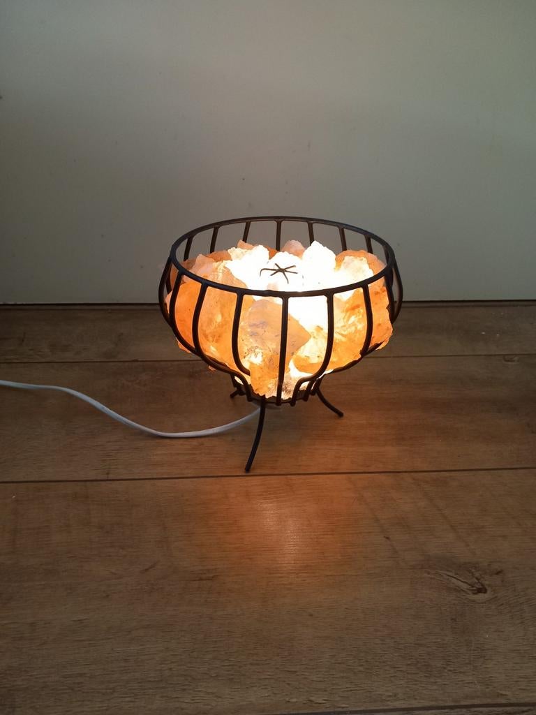 Himalaya zoutlamp vuurschaal/korf, Huis en Inrichting, Lampen | Tafellampen, Ophalen of Verzenden, Nieuw