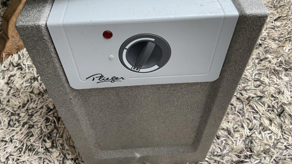 Pflieger boiler, Doe-het-zelf en Verbouw, Geisers en Boilers, Minder dan 20 liter, Ophalen of Verzenden, Zo goed als nieuw, Boiler