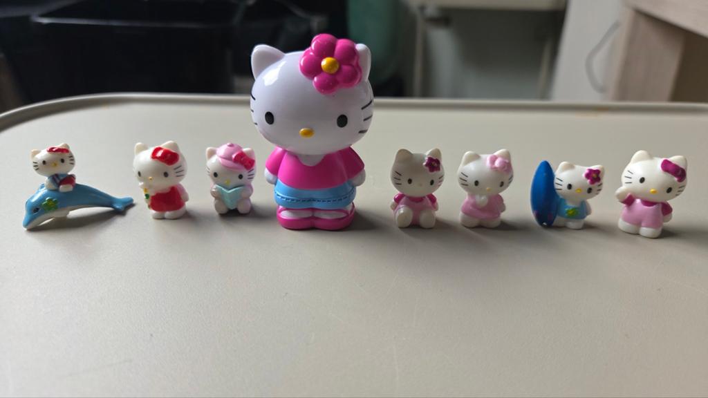 Hello Kitty beeldjes - Grote en kleine figuren, Ophalen of Verzenden, Gebruikt