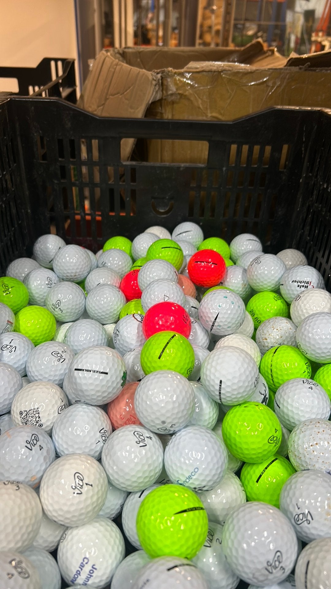 50 Stuks Vice Pro Golfballen AAAA, Ophalen of Verzenden, Zo goed als nieuw, Bal(len)