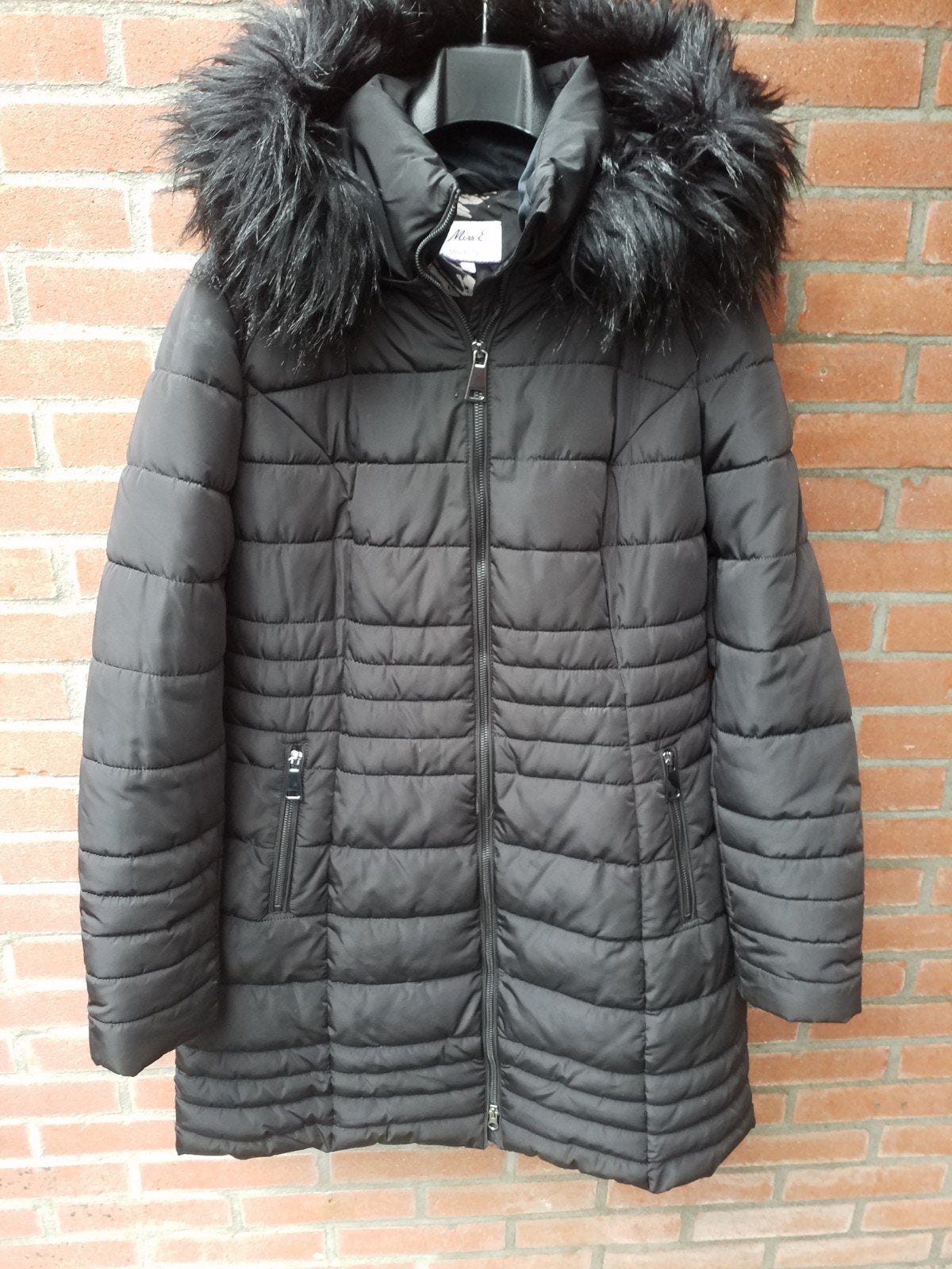 Nette Dames Winterjas Zwart Maat XL met Bontkraag, Ophalen of Verzenden, Zo goed als nieuw, Maat 46/48 (XL) of groter, Zwart