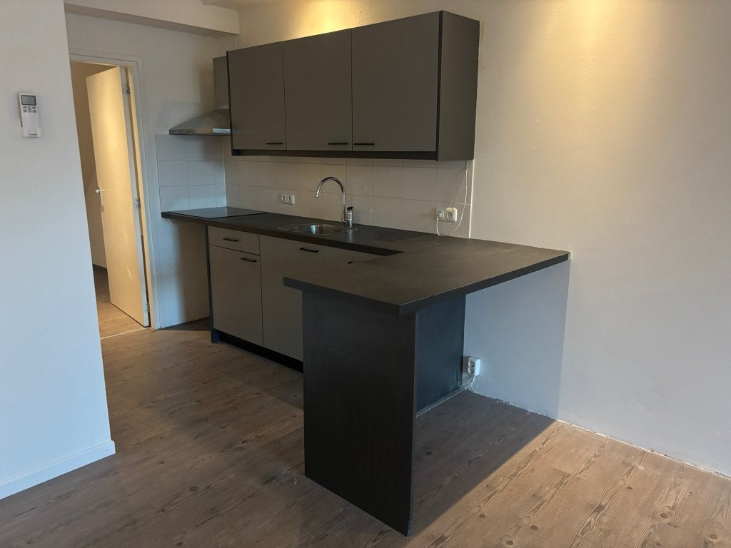 Keuken matgrijs - zwart, L-vorm, Huis en Inrichting, Keuken | Complete keukens, Ophalen, Gebruikt, Hoekkeuken, Hout
