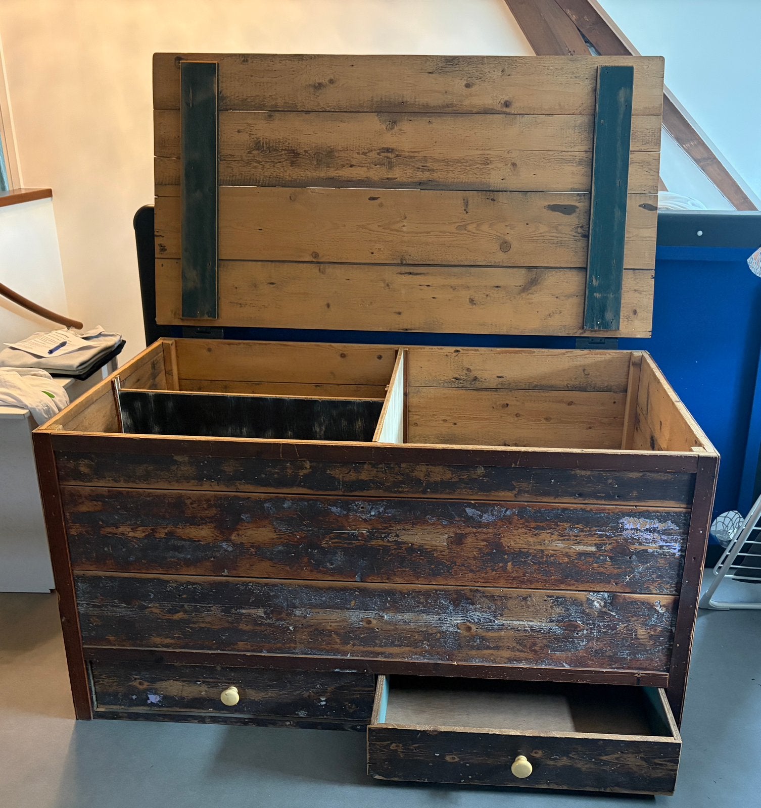 Steigerhouten kist, 3 vakken en 2 lades, 125 cm of meer, Ophalen of Verzenden, Zo goed als nieuw, 50 tot 100 cm