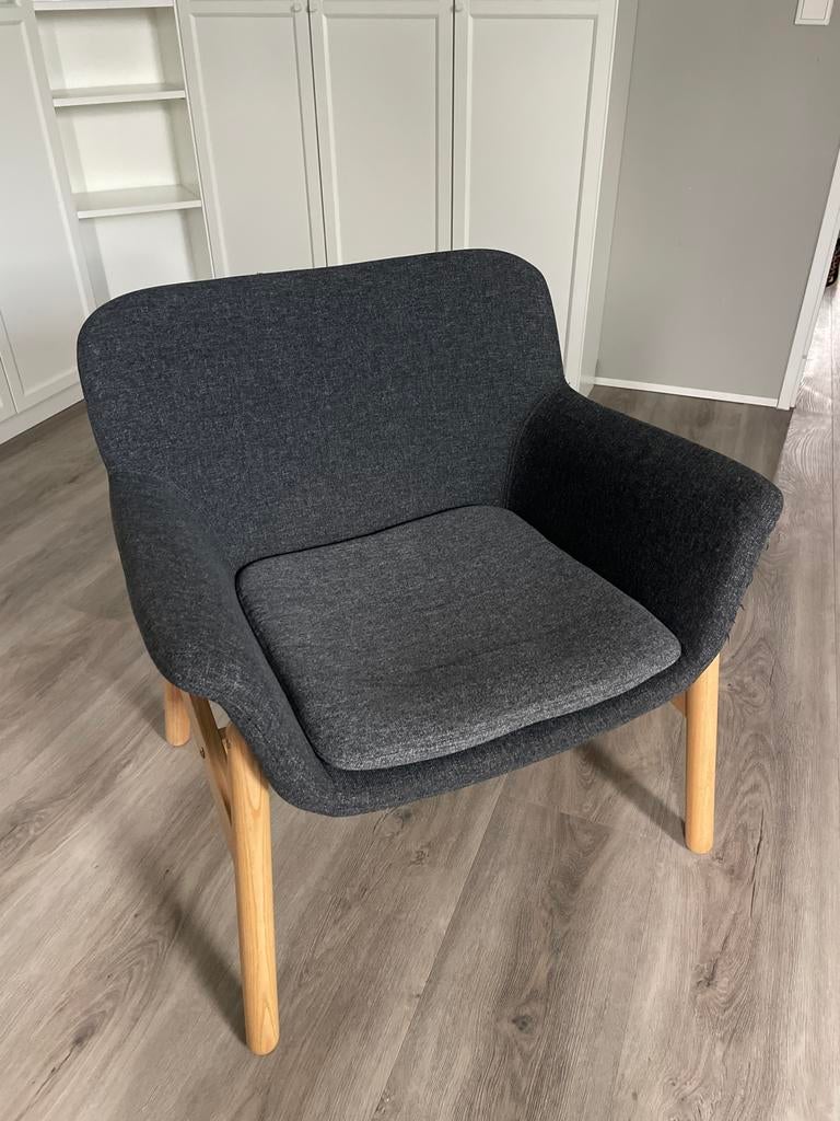IKEA VEDBO Fauteuil, Huis en Inrichting, Ophalen, Zo goed als nieuw, Hout, Eén
