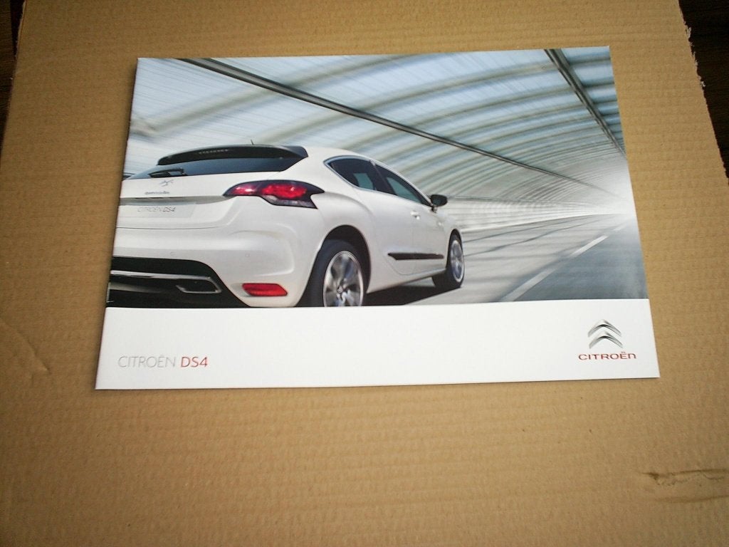 Citroen DS 4 [ 2010 12 pag. ], Verzenden, Zo goed als nieuw, Citroën