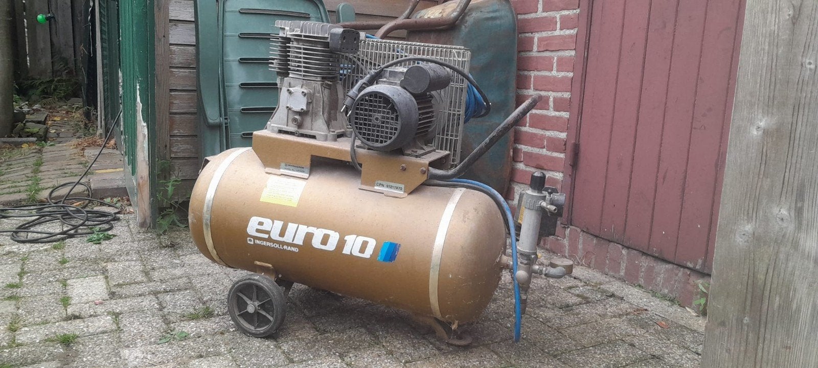 compressor, Doe-het-zelf en Verbouw, Ophalen, Gebruikt, 25 tot 100 liter, 200 tot 400 liter/min