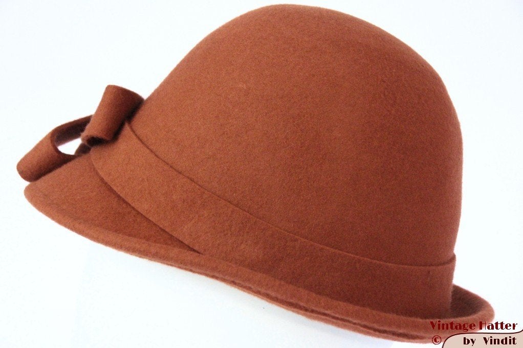 cloche dophoed Dameshoed Hawkins oranje bruin vilt 54-58 new, Hoed, Hawkins, Nieuw, One size fits all