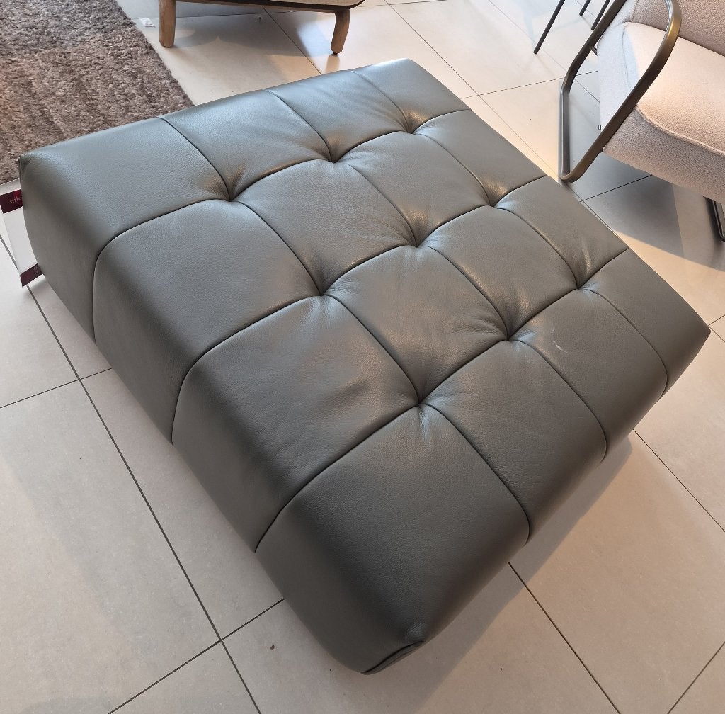 Poef - Ledergr. 15, 110x110 cm H 42 cm, Ophalen, Overige materialen, Vierkant, 100 tot 125 cm