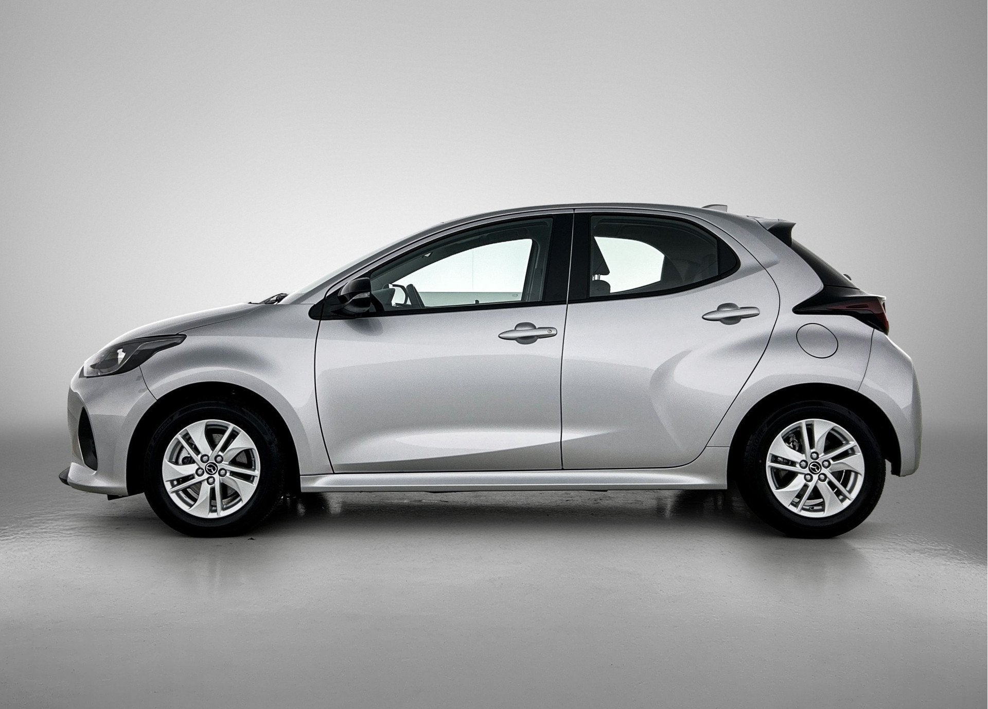 Mazda 2 Hybrid 1.5 Centre-line | Stoelverwarming | Climate C, Auto's, Gebruikt, Bedrijf, Hybride Elektrisch/Benzine, 3 cilinders