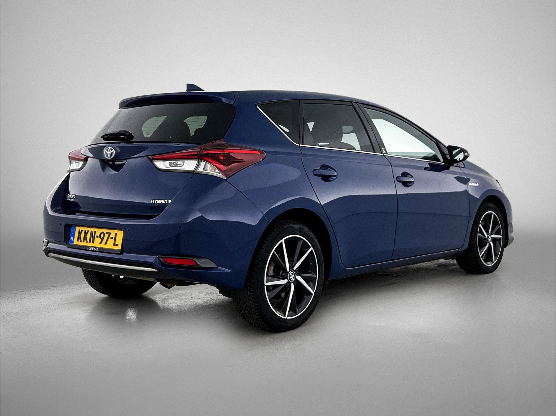 Toyota Auris 1.8 Hybrid Dynamic | Parkeersensoren voor+achte, 12 maanden, Gebruikt, Blauw, Bedrijf