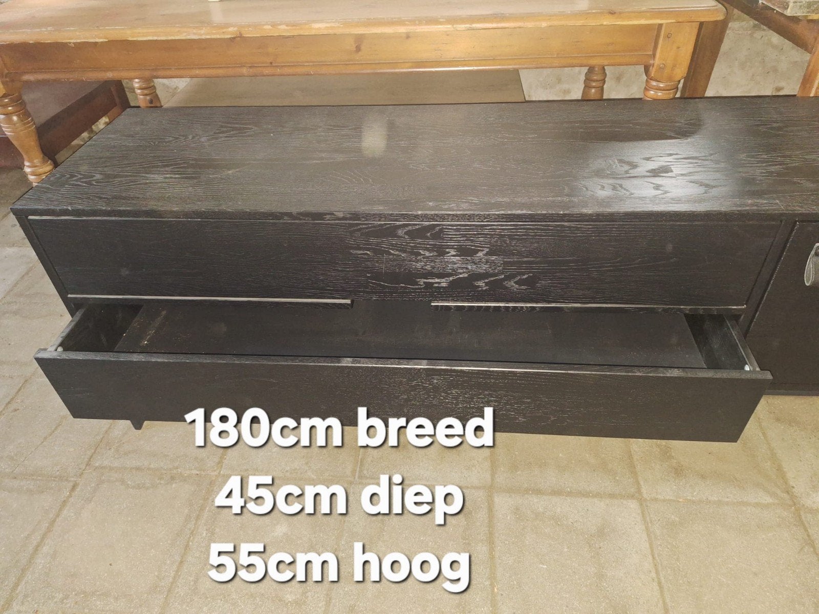 Zwart TV-meubel met lades - 180x45x55 cm, Gebruikt, 150 tot 200 cm, Ophalen of Verzenden, 25 tot 50 cm