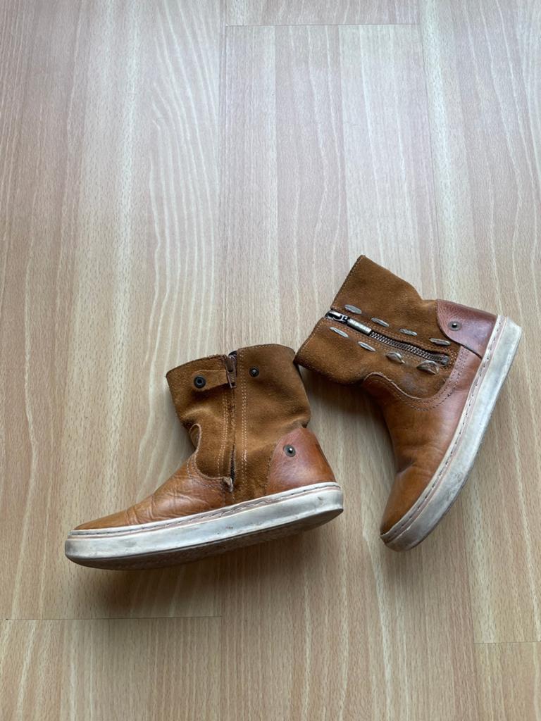 Schoenen bruin laarsje maat 30, Ophalen of Verzenden, Zo goed als nieuw, Meisje, Schoenen
