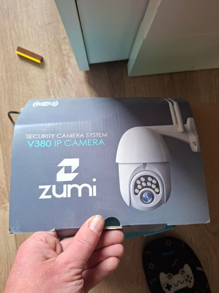 Zumi beveiligingscamera V380 IP Camera in originele doos, Ophalen of Verzenden, Zo goed als nieuw, Binnencamera