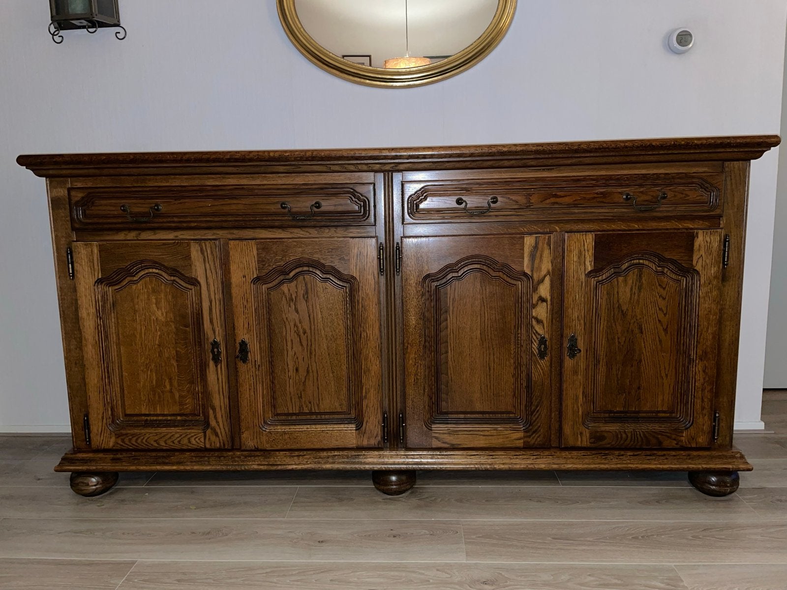 Massief eiken dressoir met 4 deuren en 2 lades, Ophalen