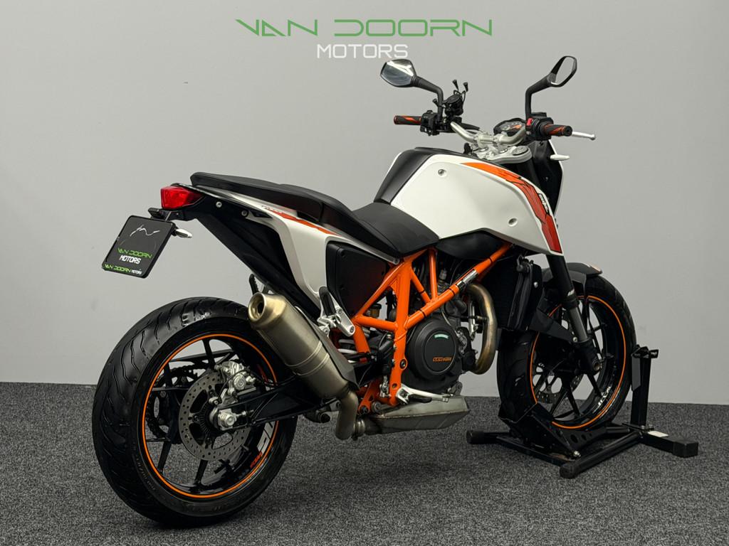 KTM 690 Duke | 17 DKM | 2016 | Garantie | Korte kentekenplth, Motoren, Info@vandoornmotors.nl, Kraaivenstraat 23-5
5048AB  TILBURG, NL