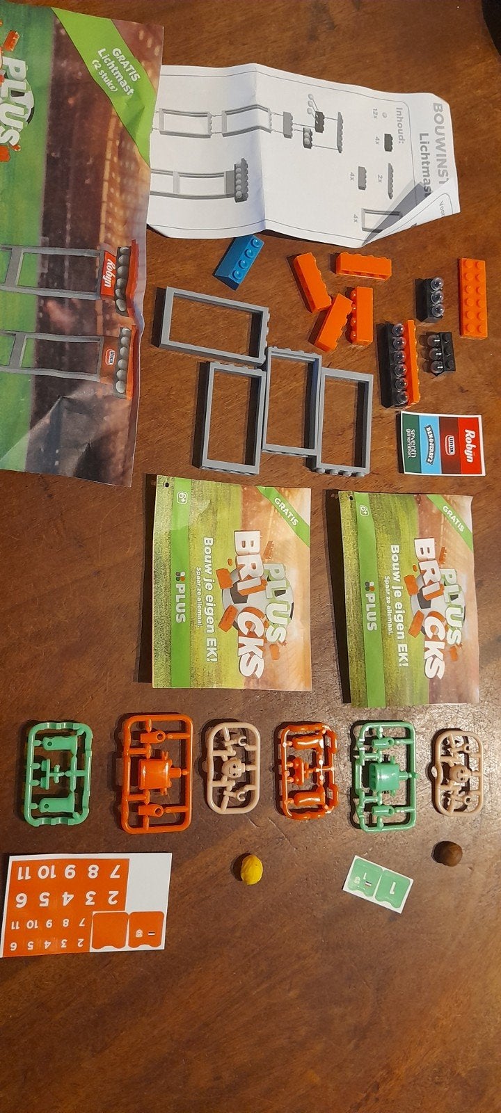 Plusmarkt bricks voetballen, Ophalen of Verzenden, Winkel, Super of Benzinepomp, Voorwerp of Figuurtje