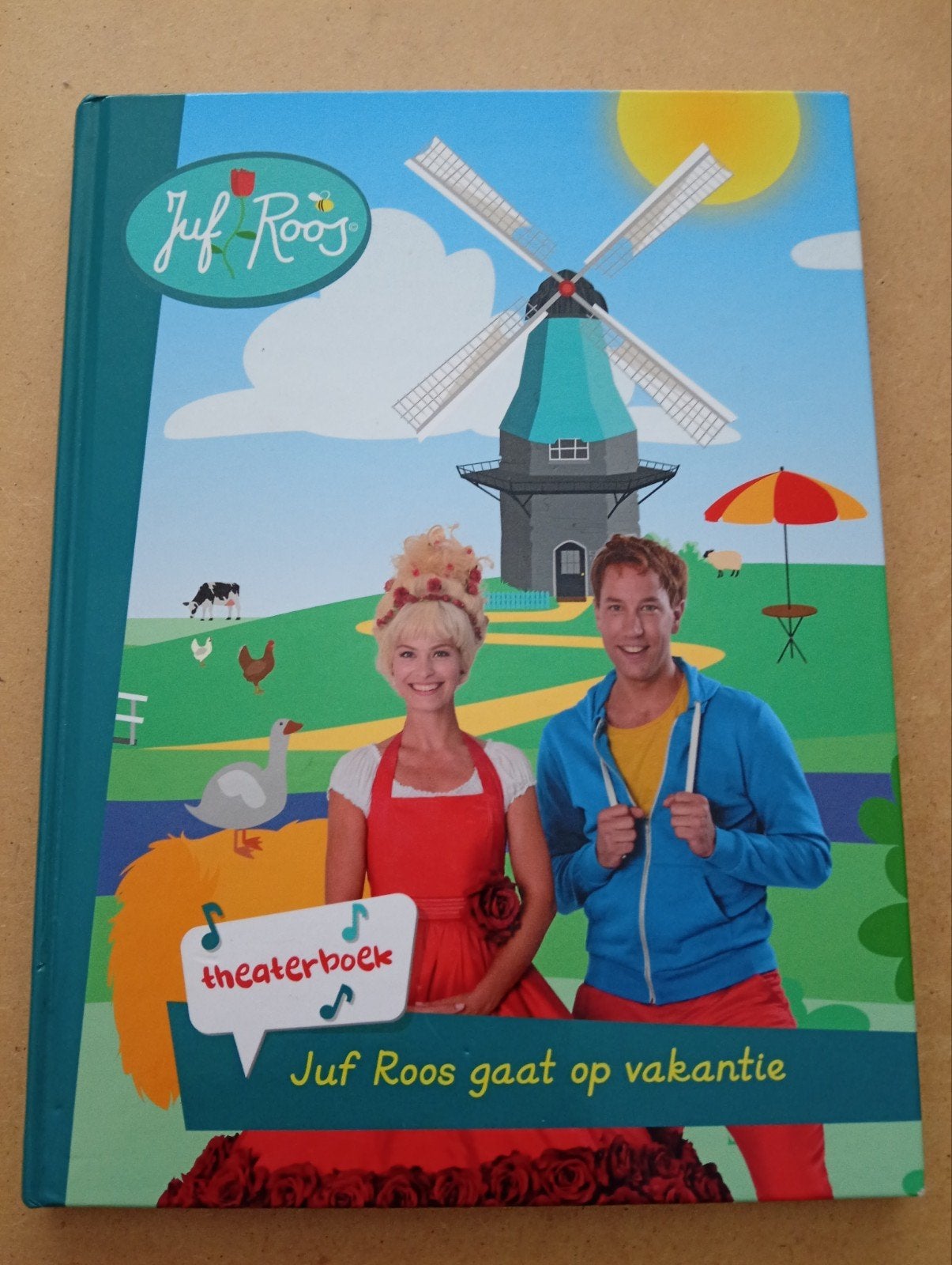 Juf Roos gaat op vakantie - Theaterboek, Ophalen of Verzenden, Zo goed als nieuw, 2 tot 3 jaar, Juf Roos