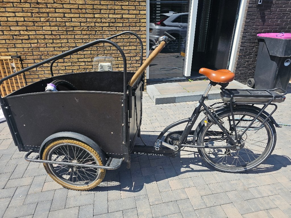 Troy bakfiets. LET OP! VOOR HANDIGE HARRY!, Fietsen en Brommers, 4 kinderen of meer, Gebruikt, Huif, Trommelrem