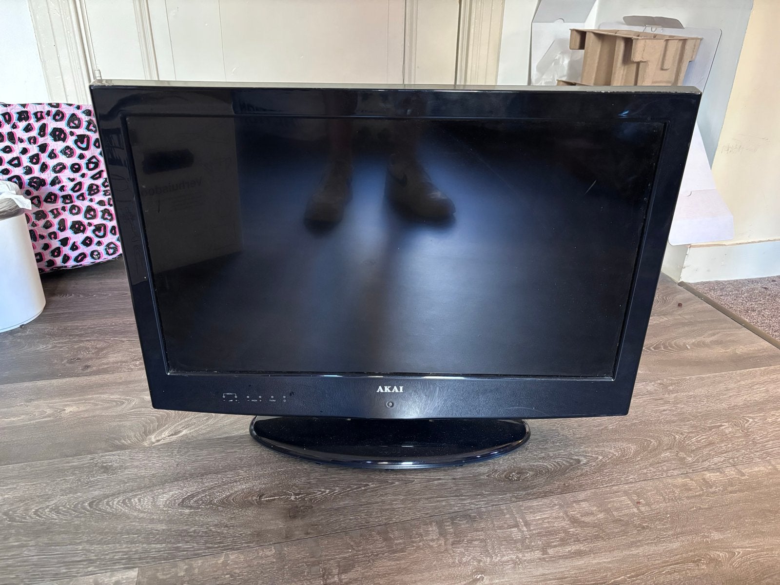 AKAI TV, Audio, Tv en Foto, Gebruikt, 50 Hz, 60 tot 80 cm, Ophalen