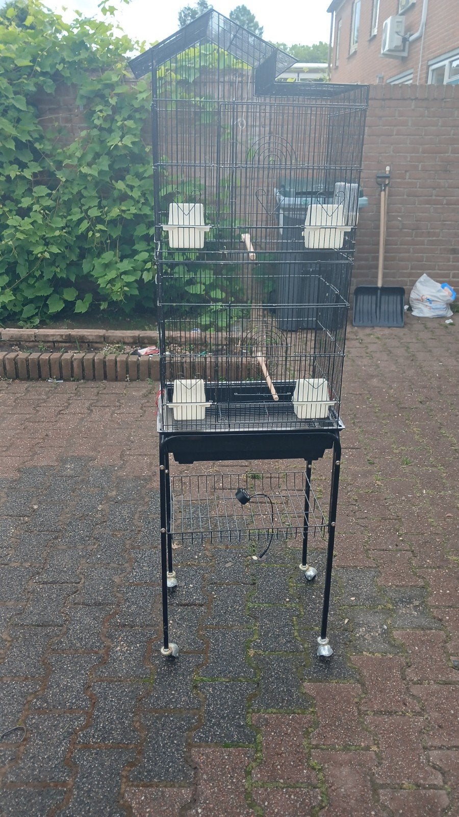 heel mooi vogelkooi, Dieren en Toebehoren, Vogels | Hokken en Kooien, Ophalen, Zo goed als nieuw, Aluminium, Vogelkooi