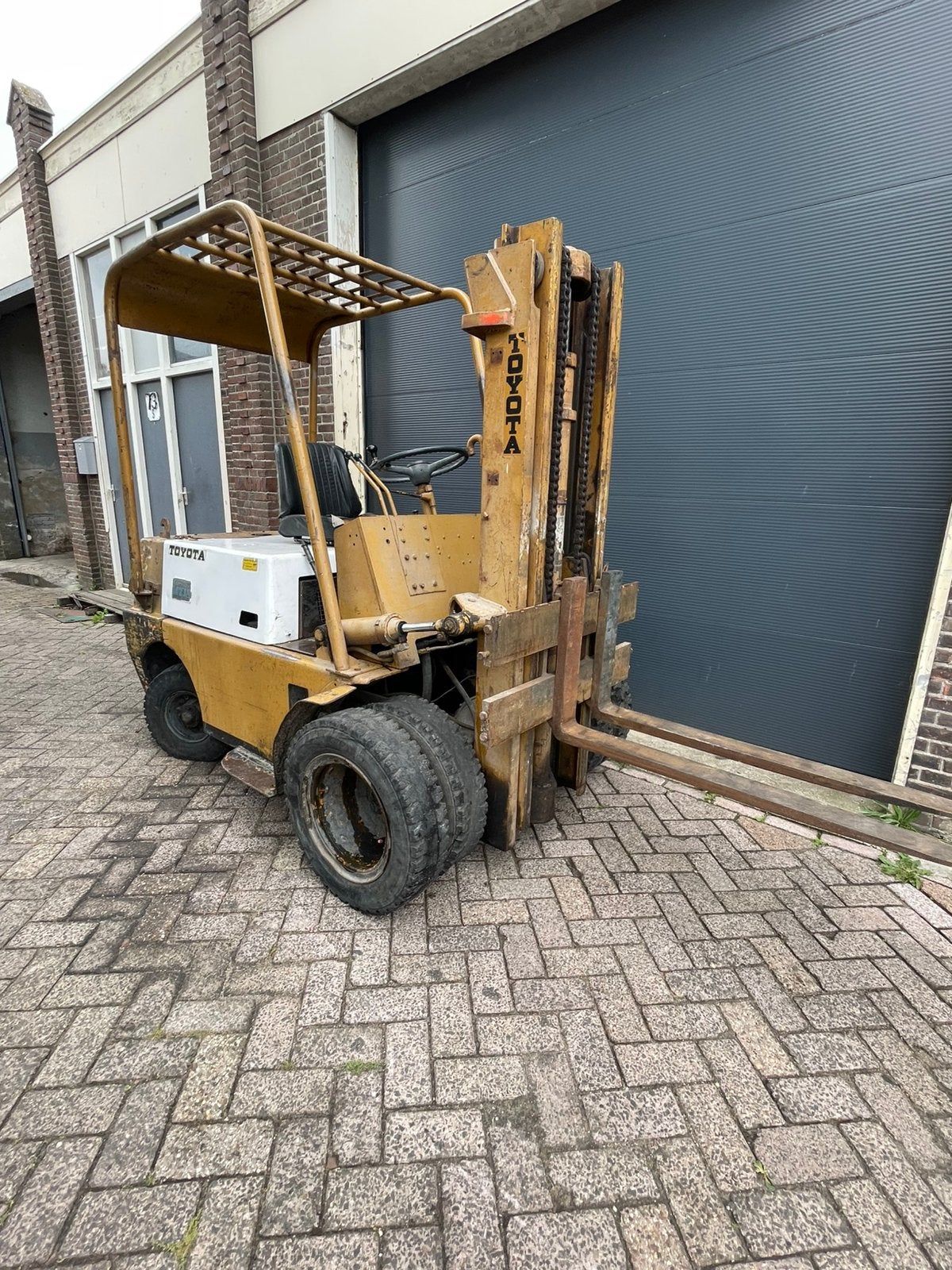 Toyota FD20 heftruck 2000kg diesel, Zakelijke goederen, Machines en Bouw | Heftrucks en Intern transport, 1000 tot 2000 kg, Ophalen