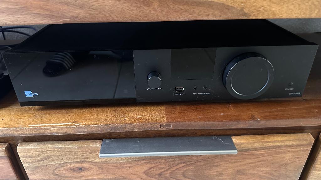 Lyngdorf TDAI-3400 met audio module - Nieuwstaat, Zo goed als nieuw, 120 watt of meer, Stereo, Ophalen