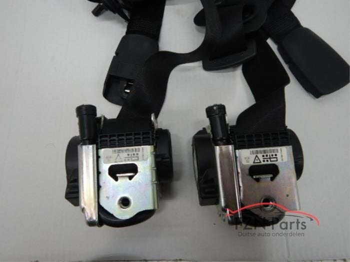BMW X1 F48 Gordel set voorzijde links rechts (635267300A), Ophalen of Verzenden, Gebruikt