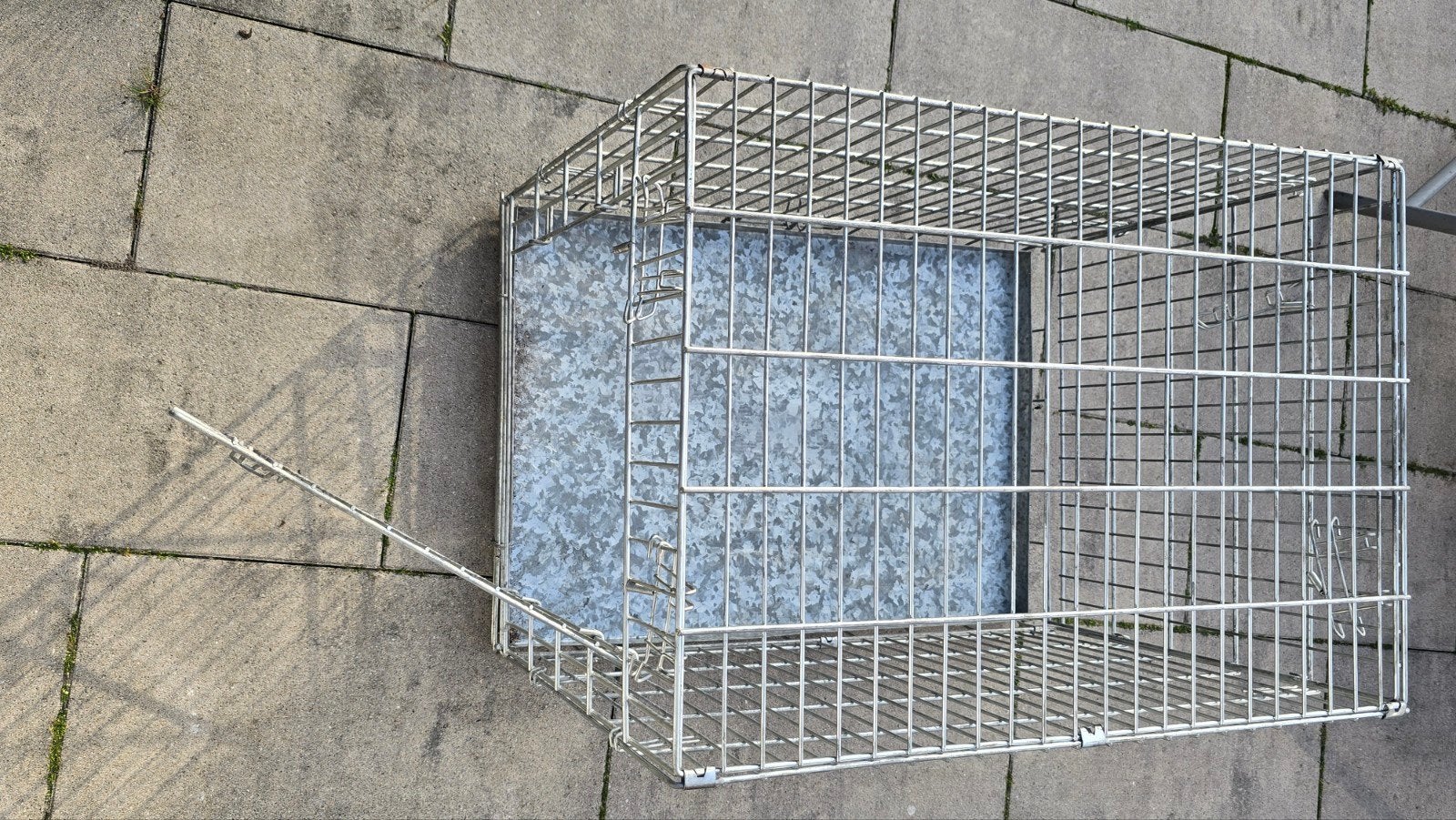 Inklapbare Stalen hondenbench met uitneembare bak, Ophalen, Gebruikt, Minder dan 65 cm, Minder dan 75 cm