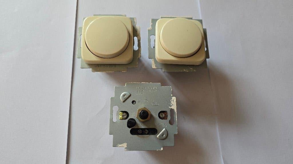Busch inbouwdimmer 400W, Ophalen of Verzenden, Schakelaar