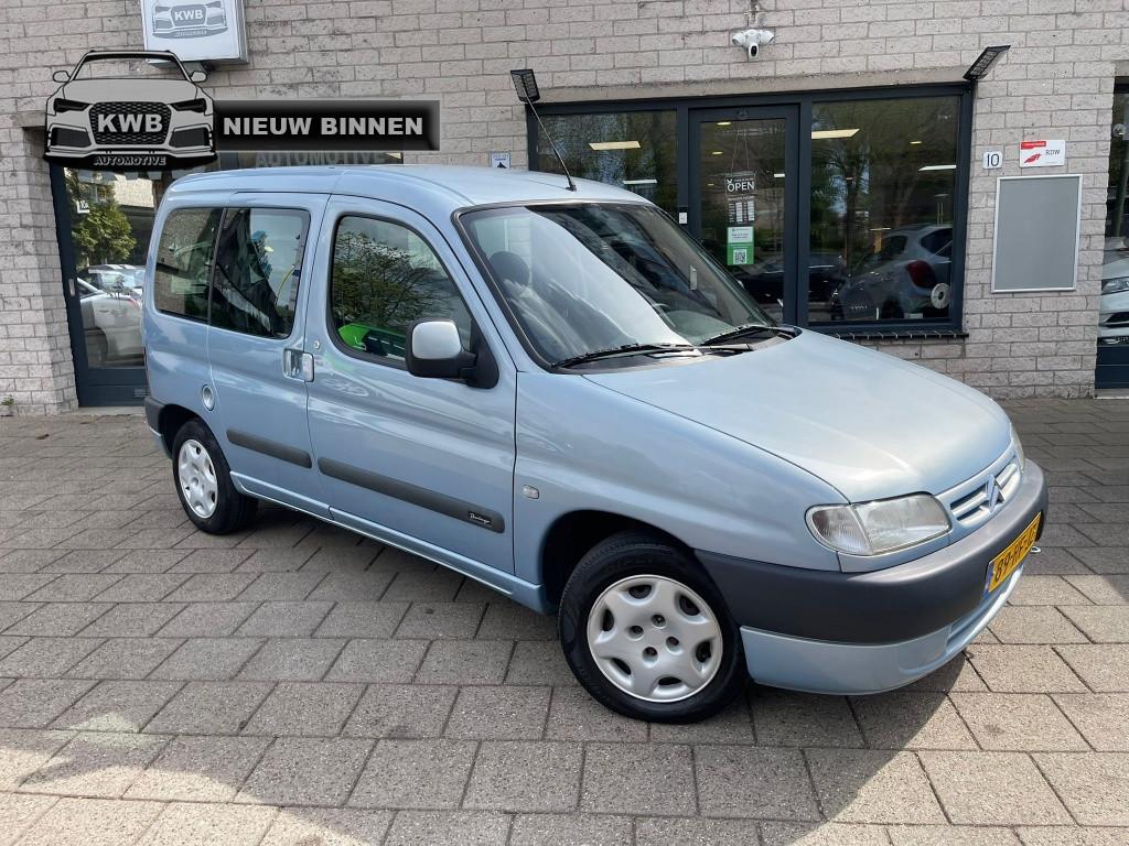 Citroën Berlingo 1.6-16V Airco Trekhaak Apk NAP (bj 2001), Auto's, Gebruikt, 4 cilinders, Blauw, 1137 kg