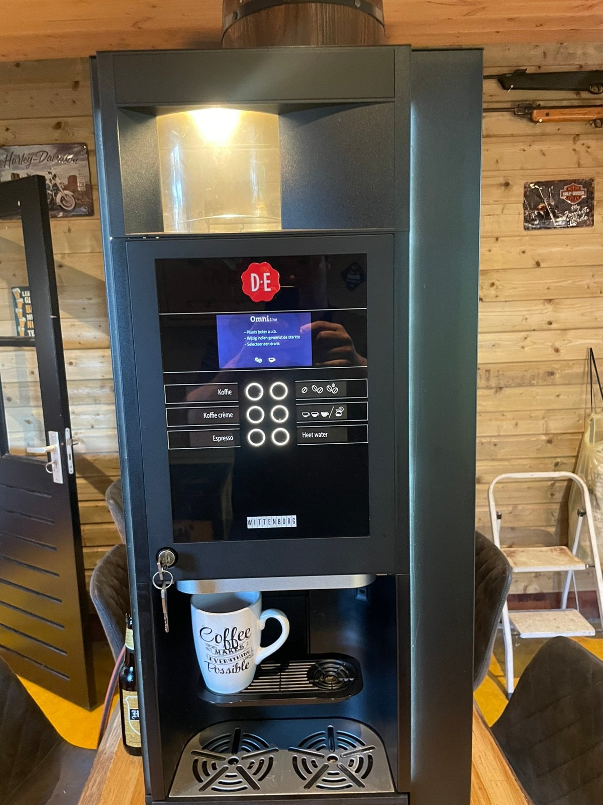 Douwe egberts Fresh Brew Omni S, 10 kopjes of meer, Ophalen, Zo goed als nieuw, Koffiemachine