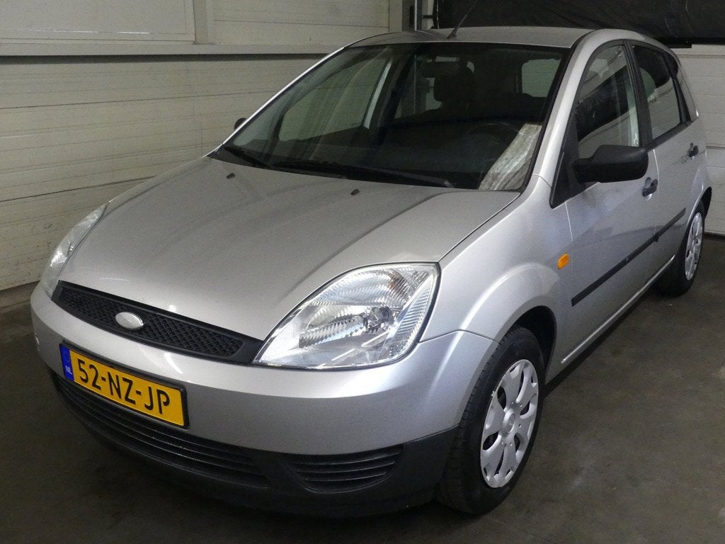 Ford Fiesta 1.25-16V Ambiente - Airco - Mooie Auto! - APK 20, Voorwielaandrijving, Stof, 4 cilinders, Origineel Nederlands