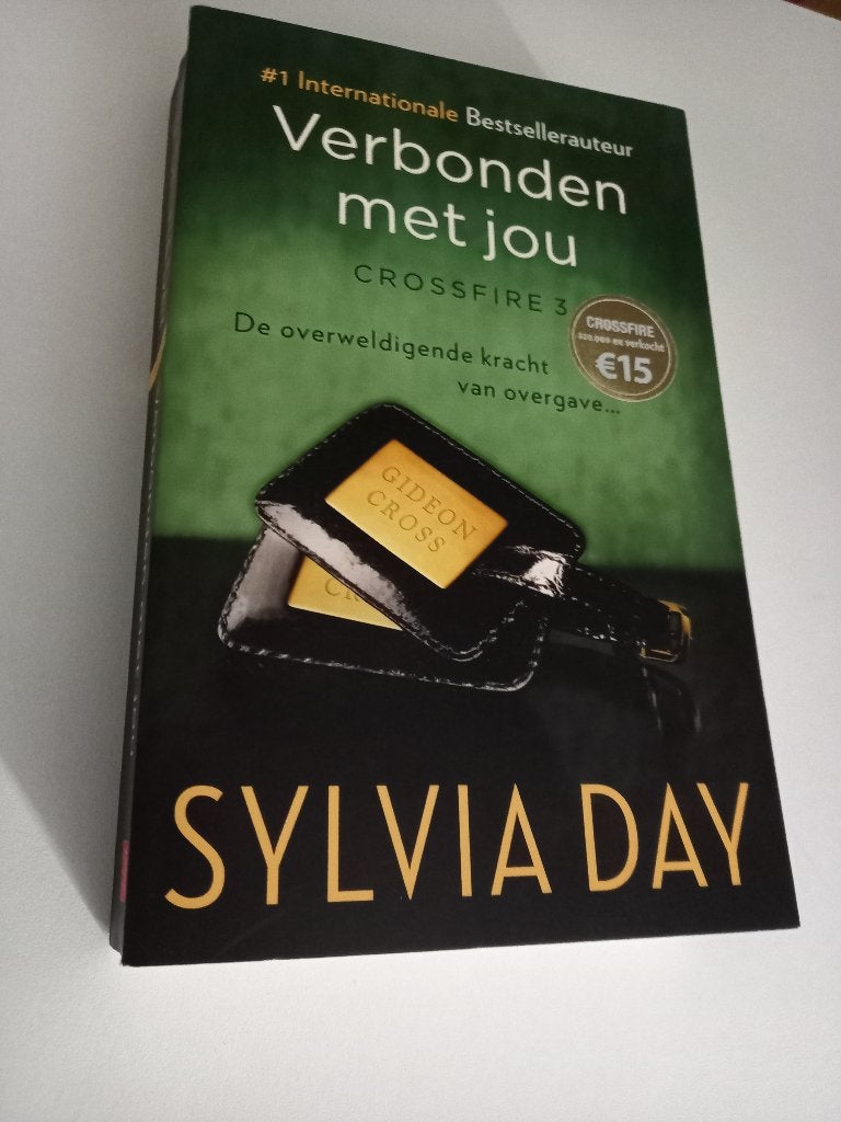 (Erotisch) Sylvia Day: Verbonden met jou, Ophalen of Verzenden, Gelezen