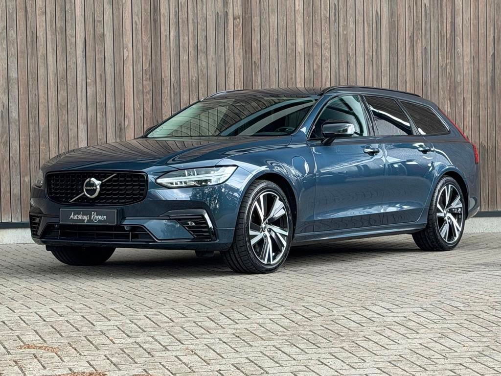 Volvo V90 2.0 T6 Plug-in hybrid AWD Plus Dark / Trekhaak /, Automaat, Zwart, 4 cilinders, 1969 cc